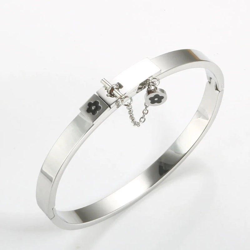 Julia Bangle Bracelet