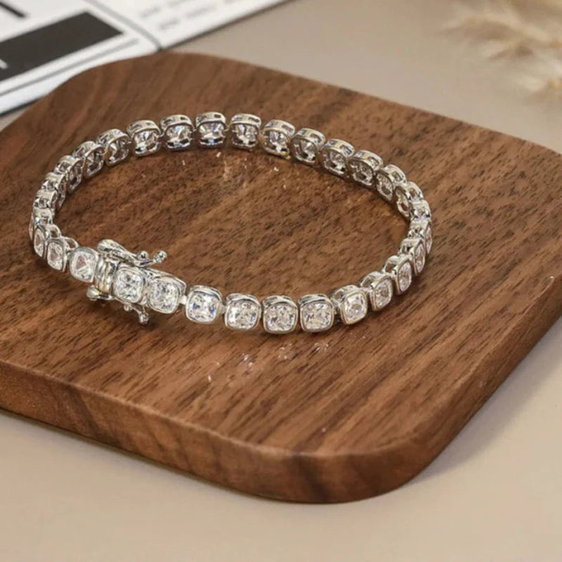 San Marino Tennis Bracelet