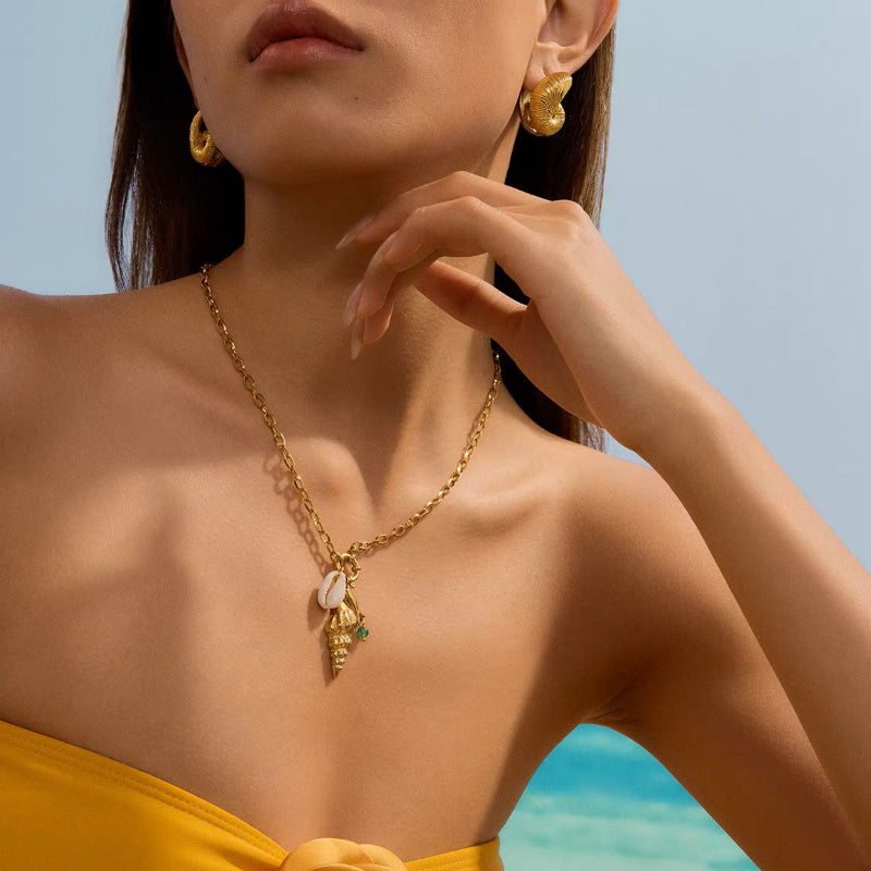 Maris Shell Necklace
