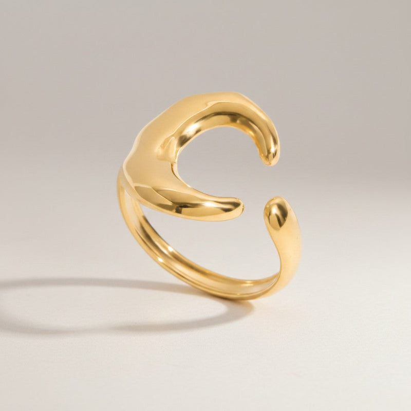 Lunara Ring
